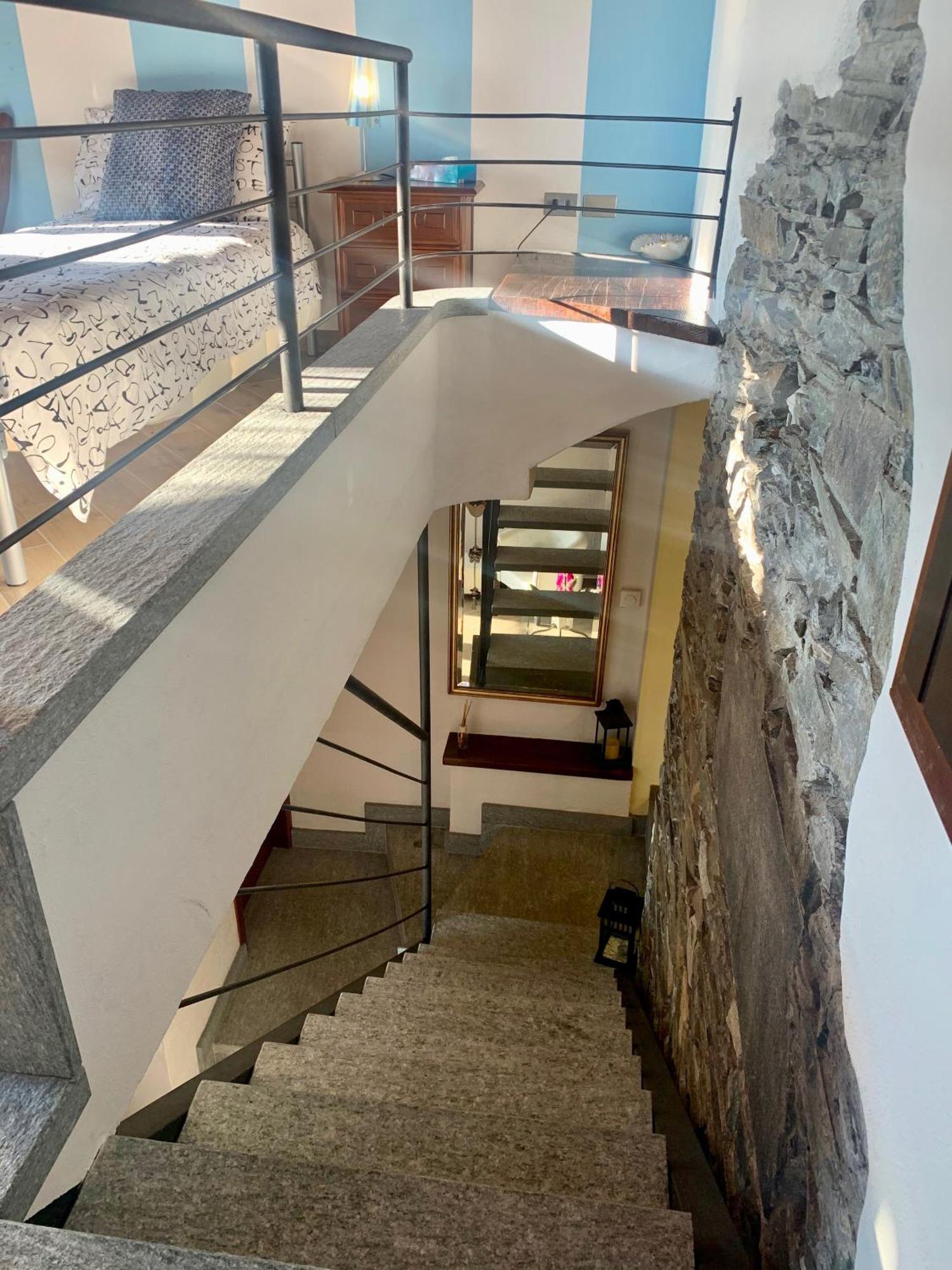 Casa Briscida Apartment Oggebio Екстериор снимка