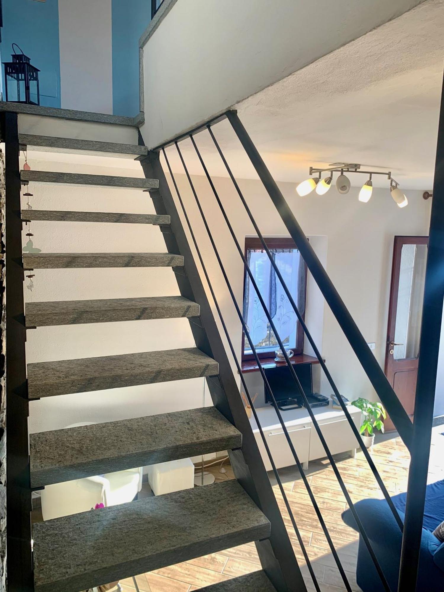 Casa Briscida Apartment Oggebio Екстериор снимка